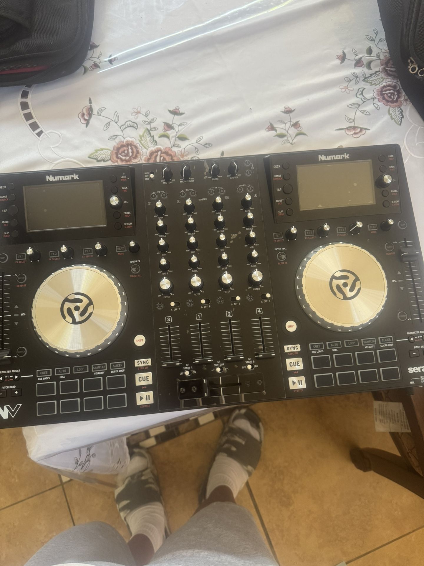 Numark Nv  Controller 