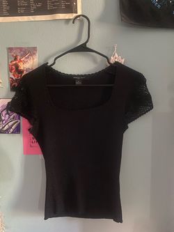Black knitted top