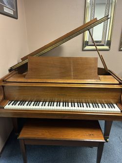 Baldwin Parlor Grand Piano, Model R