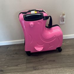 Kids luggage