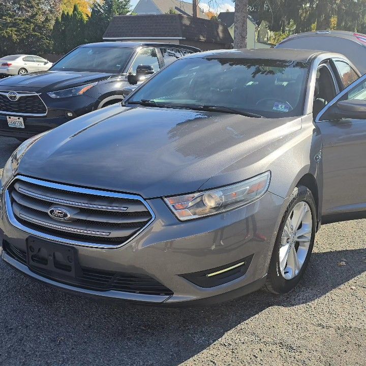 2013 Ford Taurus