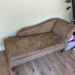 Small 5 foot by 2 foot sofa chase lounge bench