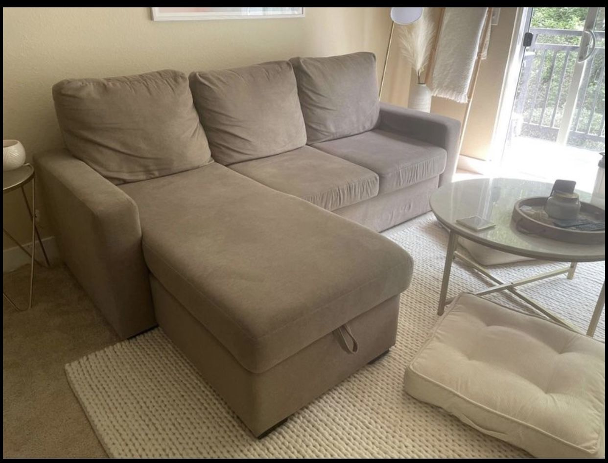 Light Brown Sleeper Sectional (Free Delivery)