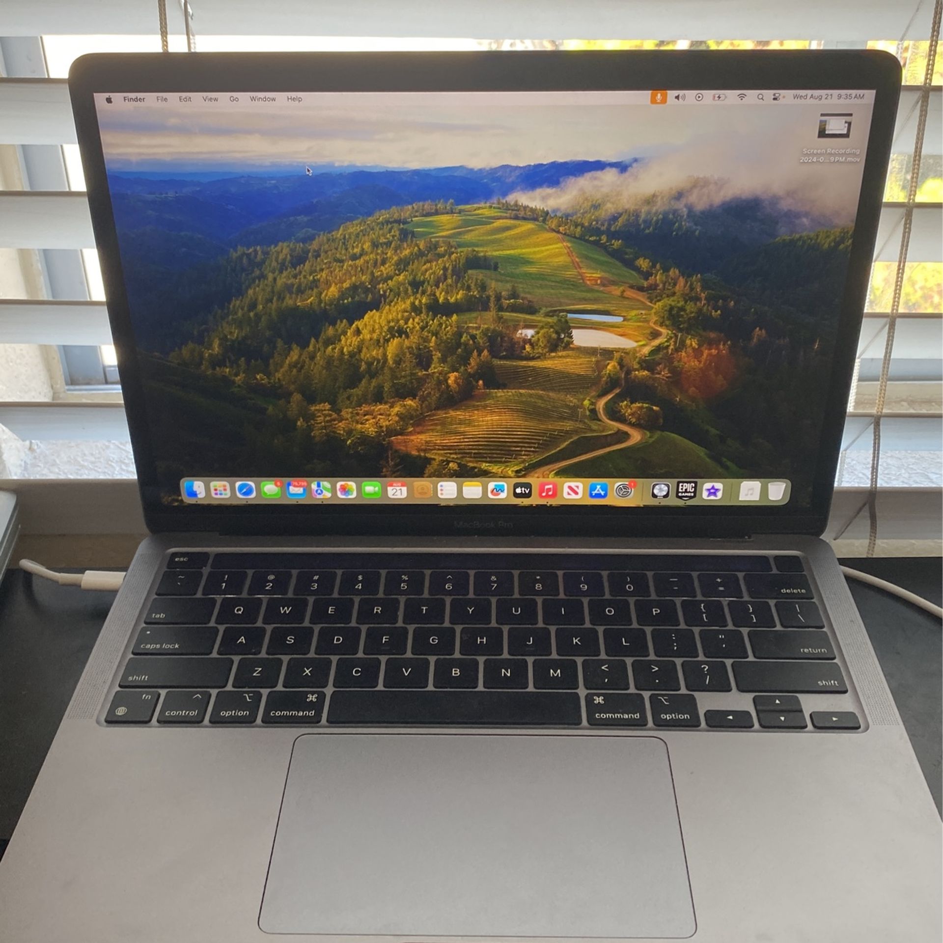 Apple MacBook Pro 13 inch M1 2020
