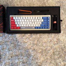 100 Thieves 100T x HG Higround Summit 65 Red White Blue Keyboard Cartograph