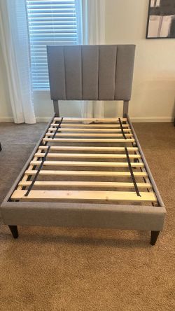 Twin size bed