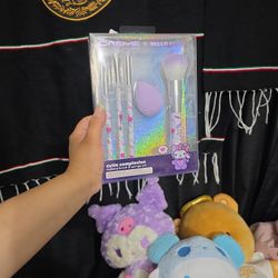 Makeup Brush And Sponge Set