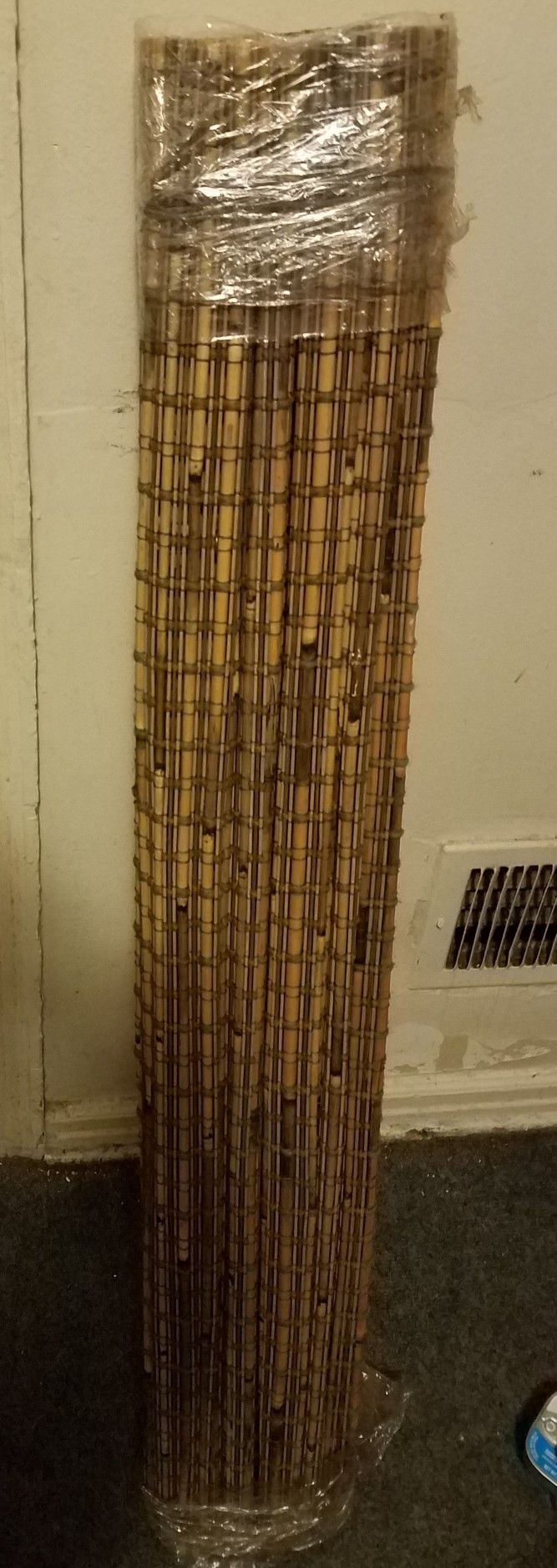 Window Shade Good Condition $5.00
