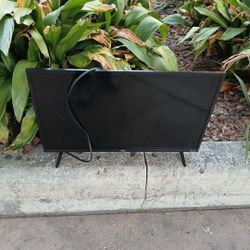 TCL RokuTV 32in. Model#32S327 Works/No Remote