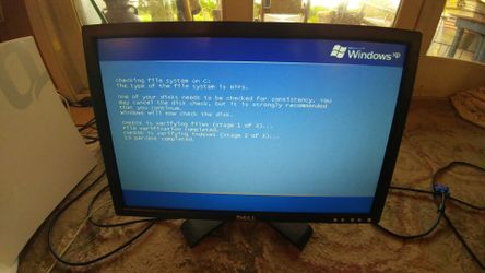 Dell 18in flat screen computer monitor