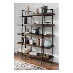 Woodden Desk + Bookcase