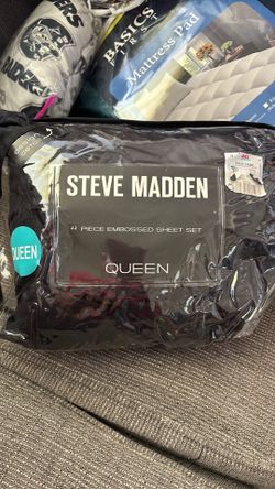 Queen size bedding