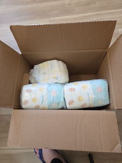 Size 1 Diapers mostly pampers. Some others.