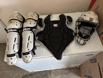 Wilson catchers gear
