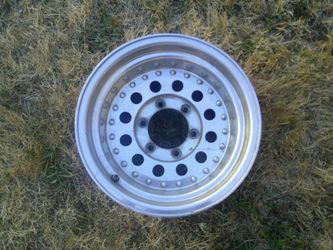 Used 15 X 8 Custom Wheel W/6 X 5.5 Bolt Pattern