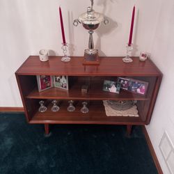 Mid-Century Modern Glass-Front Display Cabinet / Bookcase