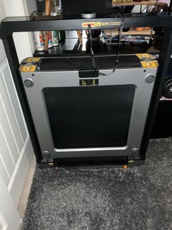KINGMAN FOLDING TREADMILL $600