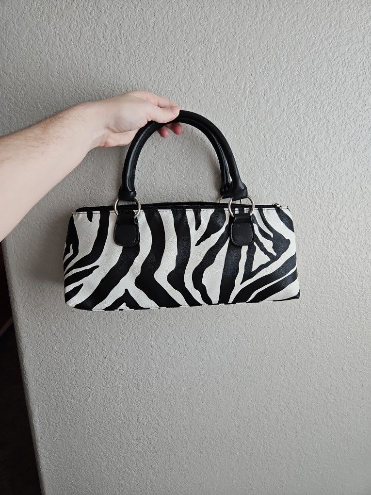 Black And White Zebra Print Insulated Lunch Bag