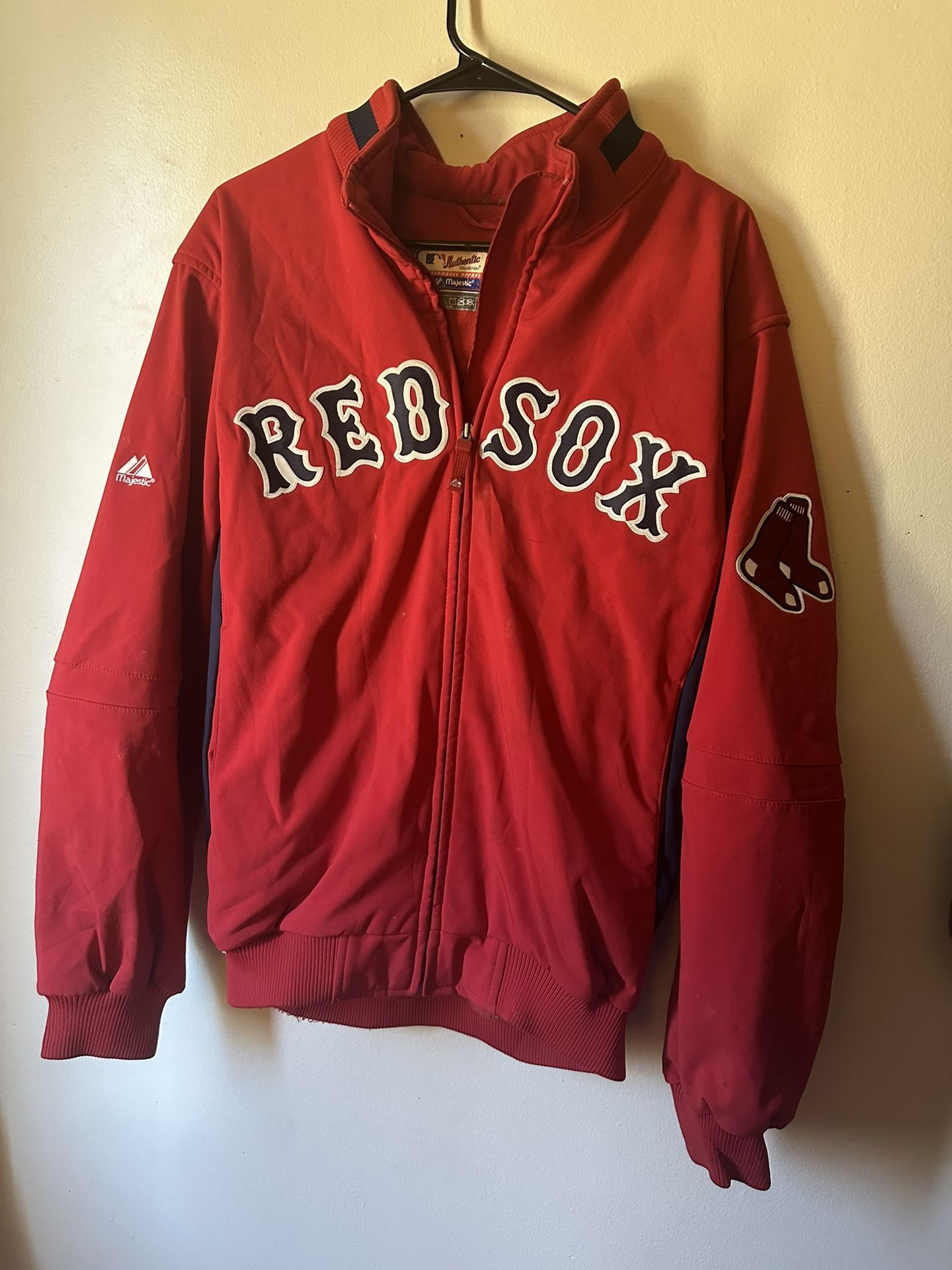 Vintage Boston Red Sox Thermabase Jacket Large MLB Made for baseball fans, this jacket is perfect for those chilly game nights or as a stylish additi