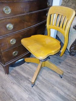 Antique B.L. Marble Chair Co Solid Oak Swivel Tilt Rolling Chair 