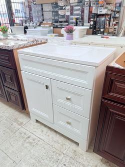White bathroom vanity 30.5 in w