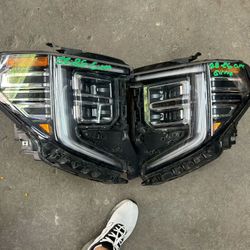 2022-24 GMC SIERRA HEADLIGHTS FULL LED OEM 