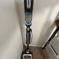 Shark Pet Vac