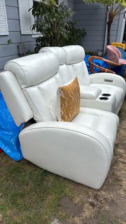 White leather 2 seat recliner sofa chairs