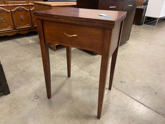 Wooden Expandable Sewing Table