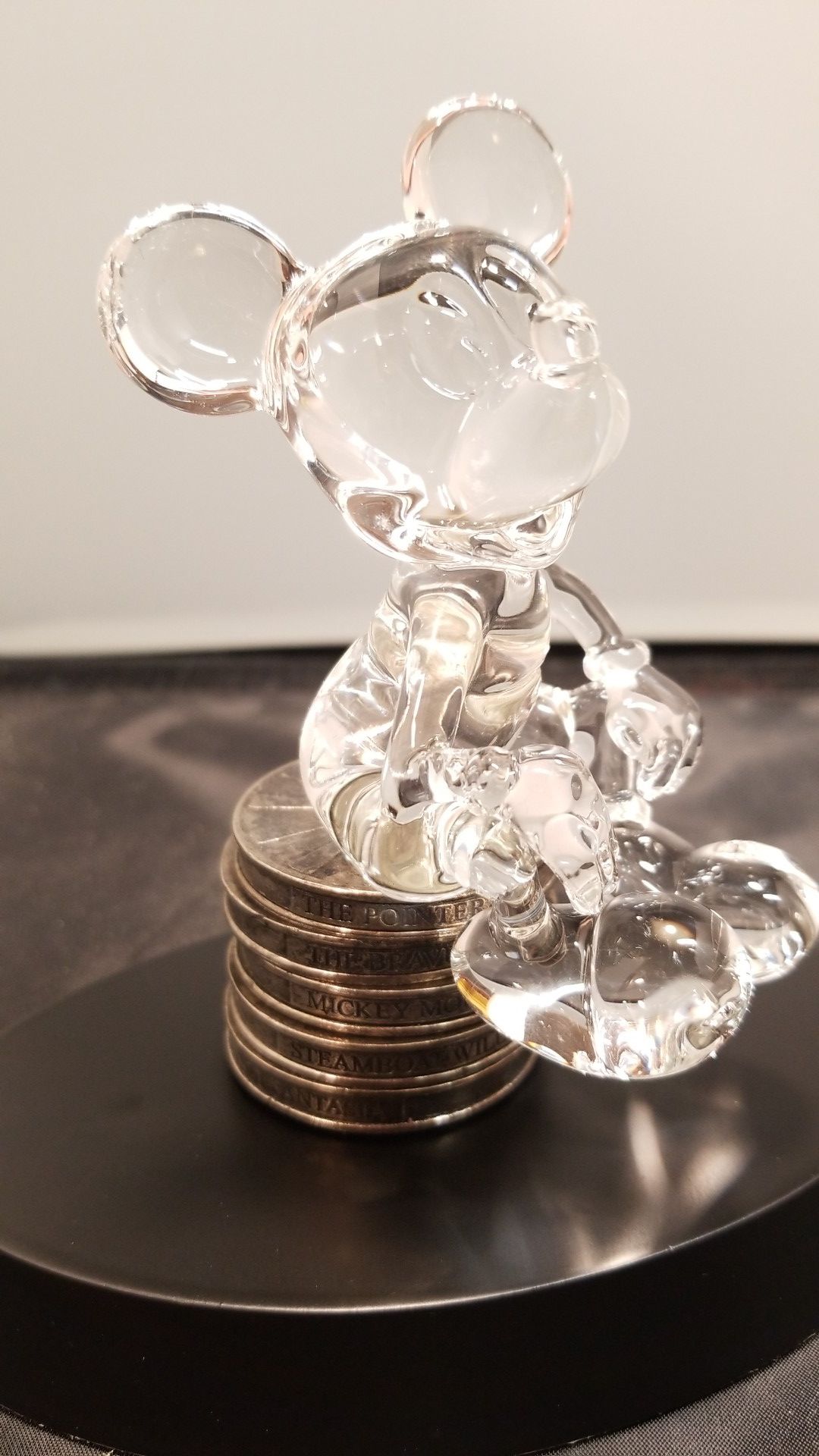 Disney - Mickey Mouse Glass Figurine