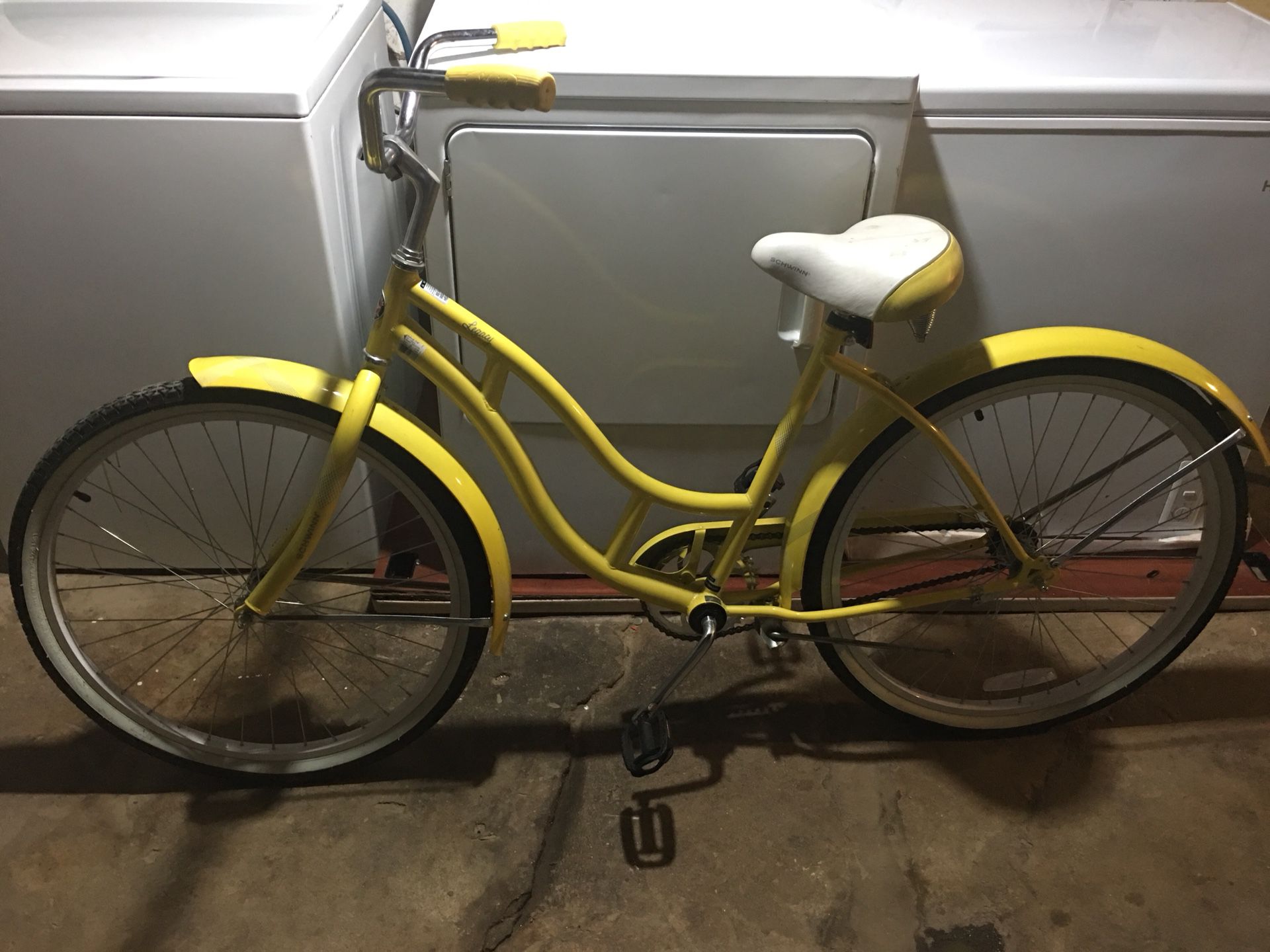 Women Legacy Cruiser Bike - Yellow (26) by Schwinn