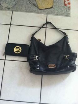 Michael korhs handbag with wallet great condition south philly