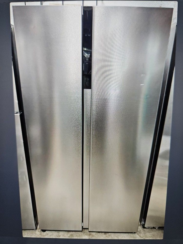 Frigidaire 36" Counter Depth Side By Side Refrigerator FRSG2115AV