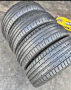 🔱🌀 225 65 R 17 Goodyear tires en perfectas condiciones de Vida