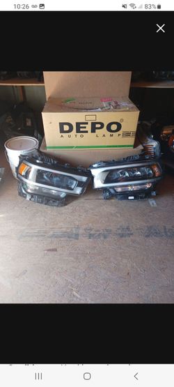 2019-2024 RAM 2500 /RAM 3500 headlights Full LED RH LH OEM