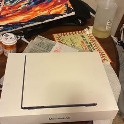 MacBook Air M4 16GB Memory 256GB Storage 