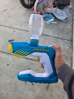 Piranha Gel Blaster Toy Gun