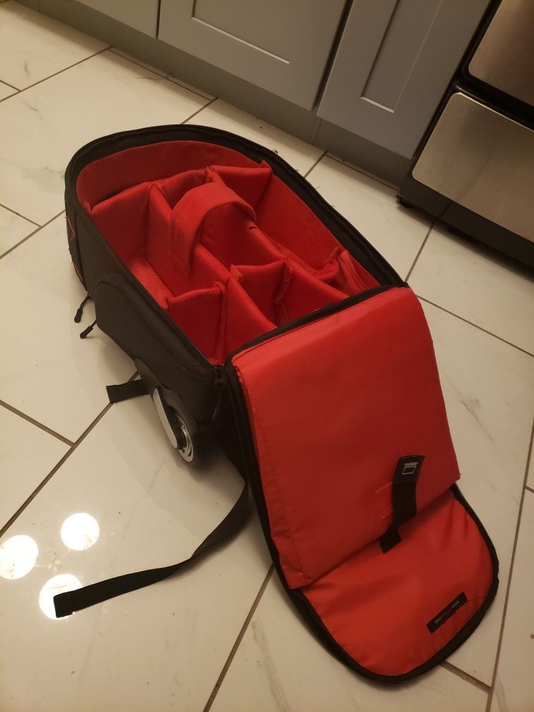 Vivitar Photography Rolling Backpack