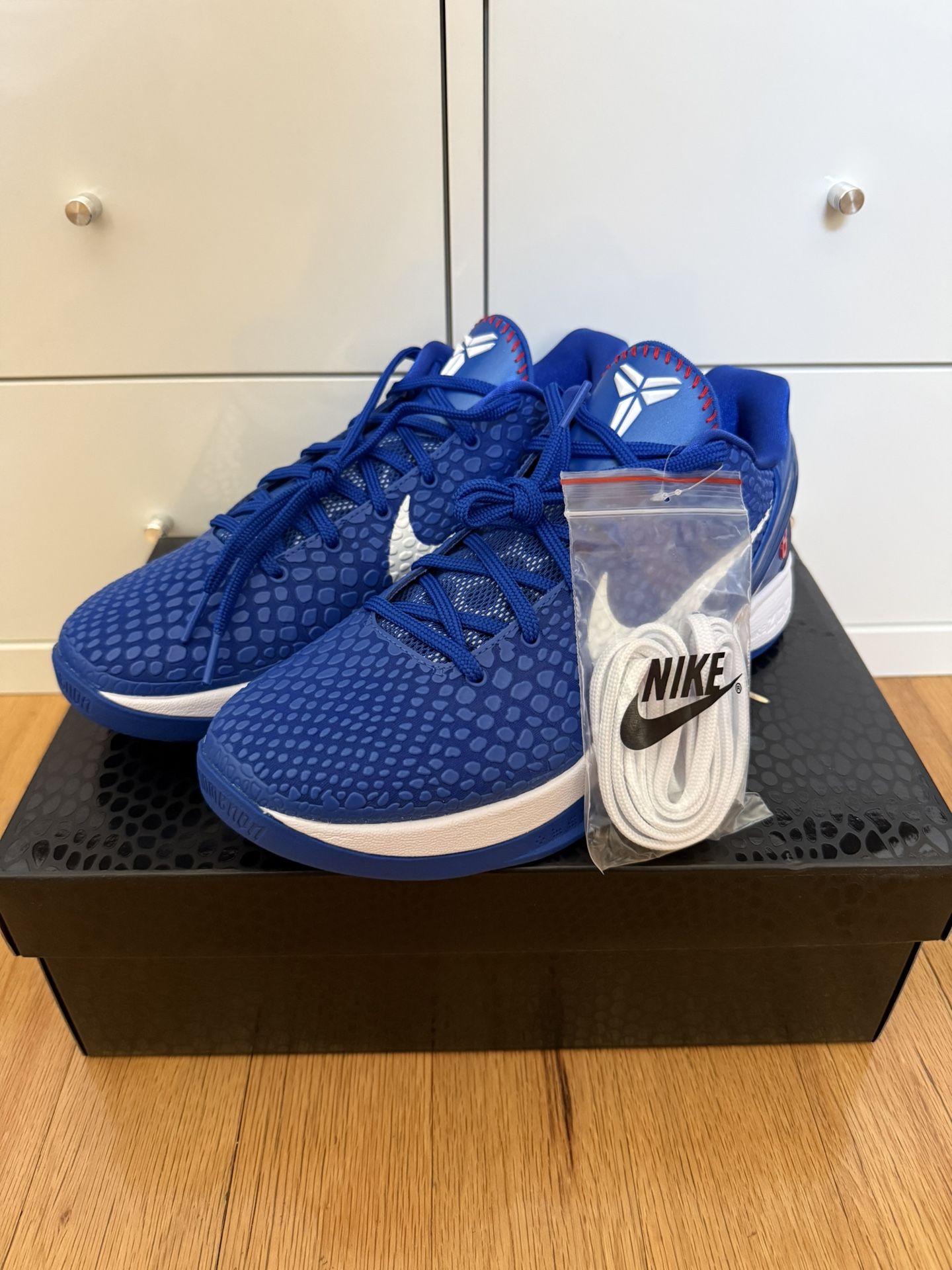 Nike Kobe 6 Protro Dodgers Size 9.5 M