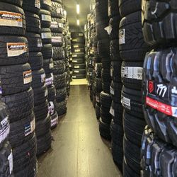 NEW TIRES/ USED TIRES  ,  FREE ESTIMATES  24/7  TIRE MASTERS 