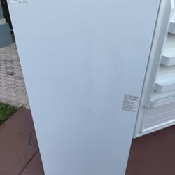 Midea Freezer 13.8 Cubic Feet 