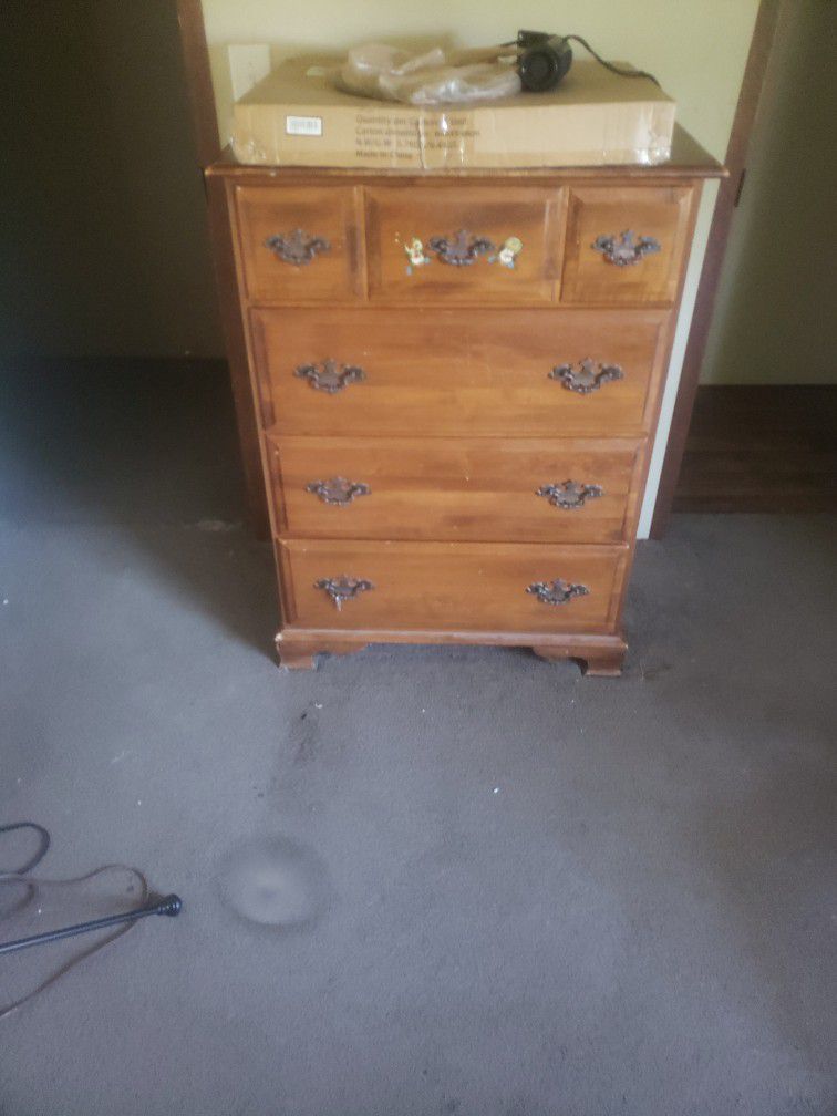 Vintage Real Wood 4 Drawer  Dresser
