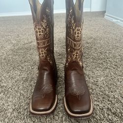 Woman western boots