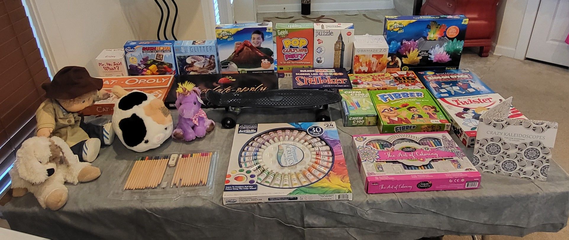 Kid's Games, Toys, & Plushies