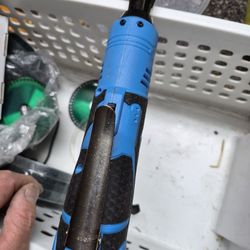 DieHard DH80012 12V Lithium-ion Battery Charger. &  Electric Ratchet Wrench