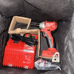 M18 Milwaukee Impact