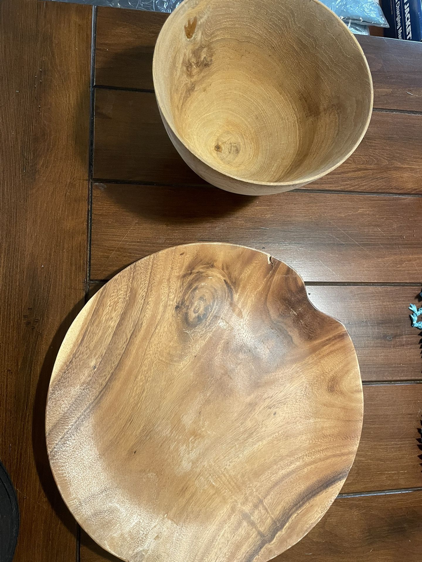 fruit plate and matching bowl