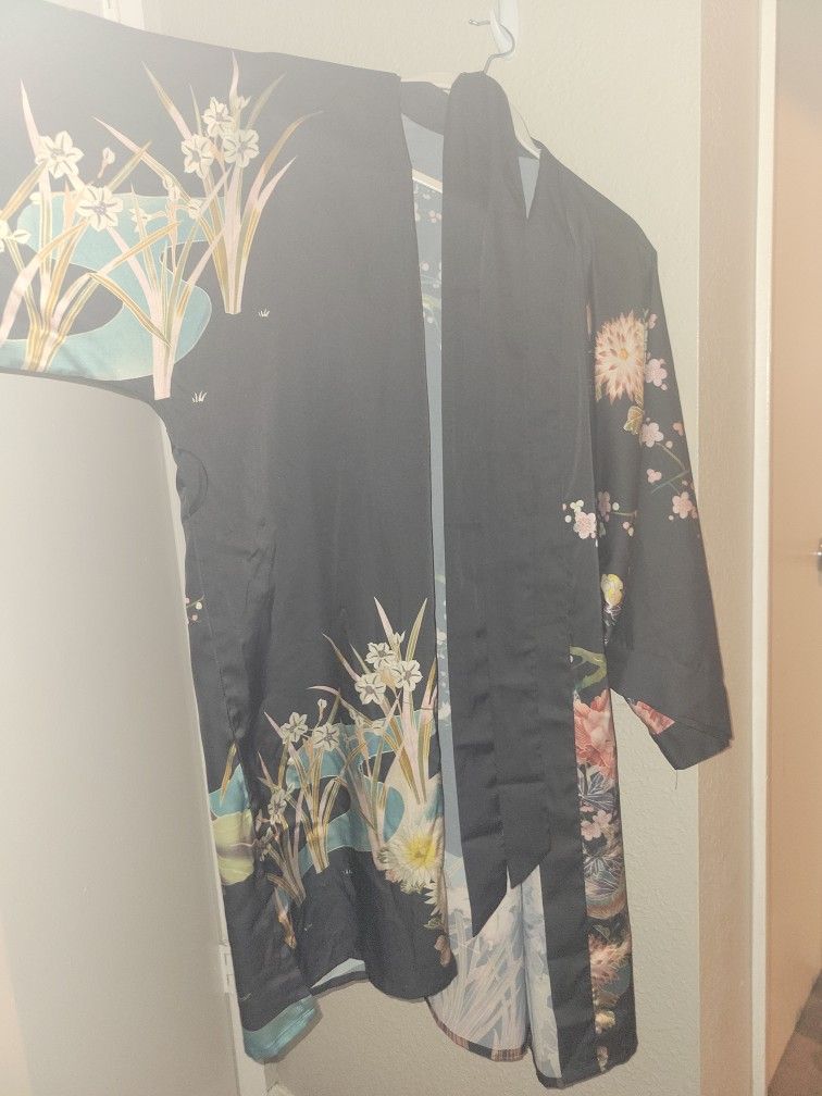 Spring Floral Kimono Robe