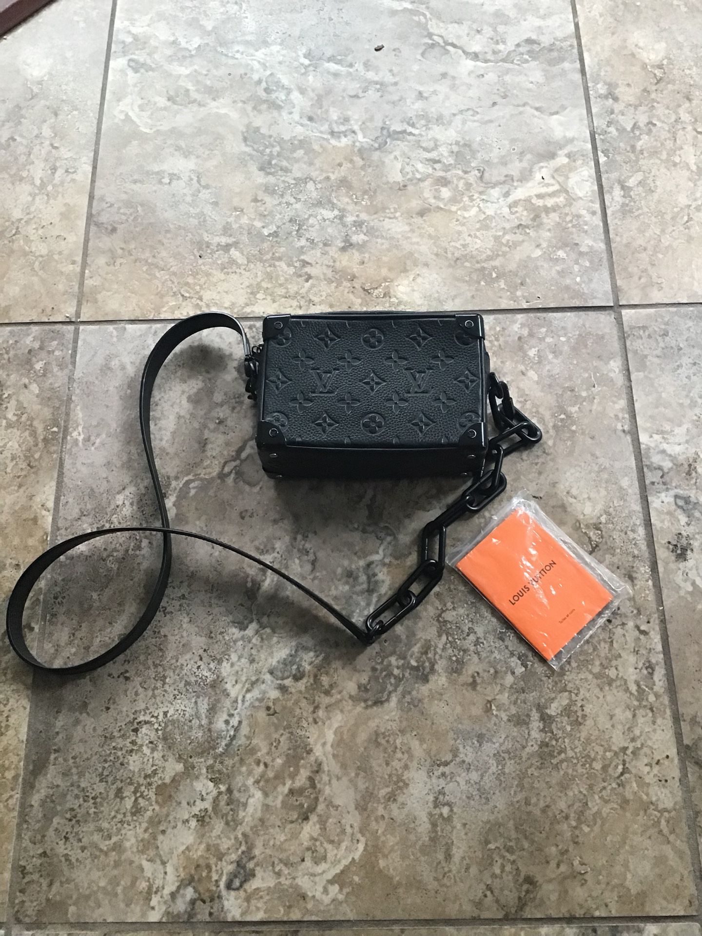 Woman Lv bag