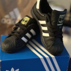 Adidas Superstar 